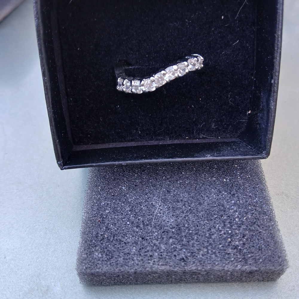 Dazzling Silver CZ Ring Size 10